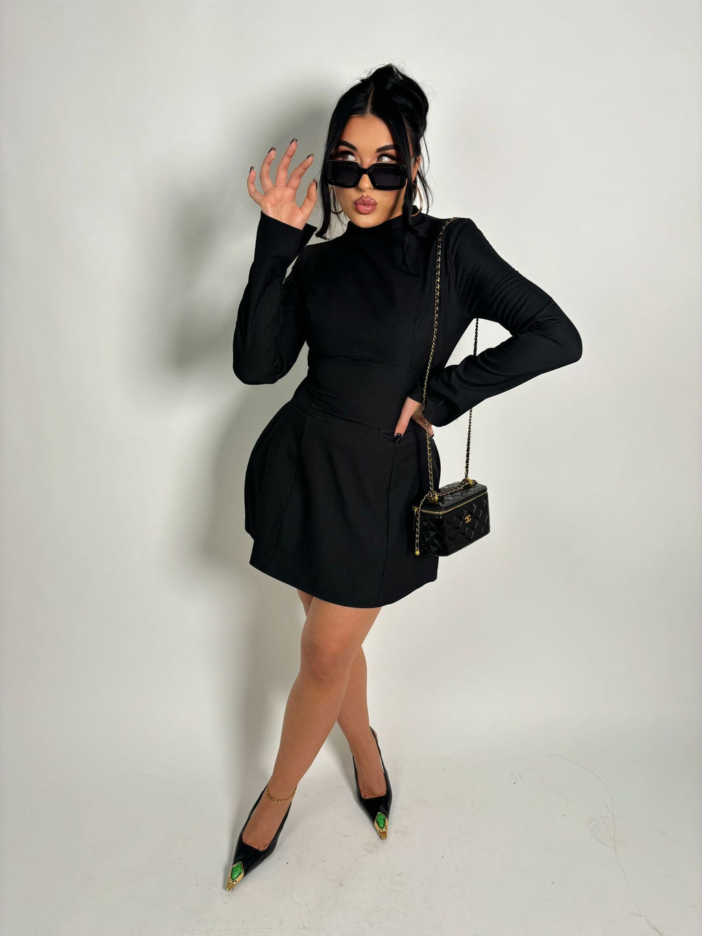 Robe noire " Dos nu"